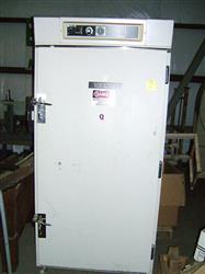 Image LAB-LINE Large Capacity Reach In Incubator 319XR 333181